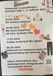 Flyer der Kayhuder Kids 1. Halbjahr 2026 mit bunten Symbolen und Terminen wie Schmuck, Geburtstag, Ausflug.